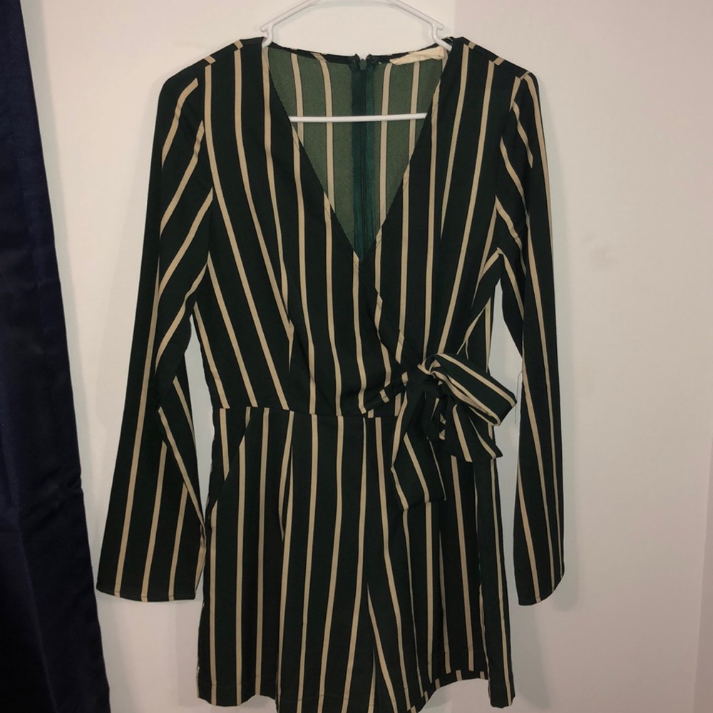 MOLLY GREEN WHITE AND GREEN LONG SLEEVE ROMPER